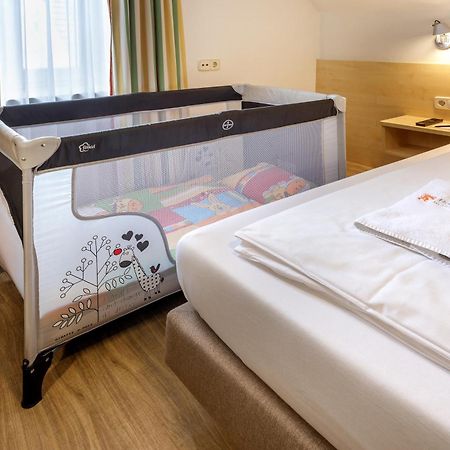 Hotel Zum Loewen Weissenhorn Luaran gambar