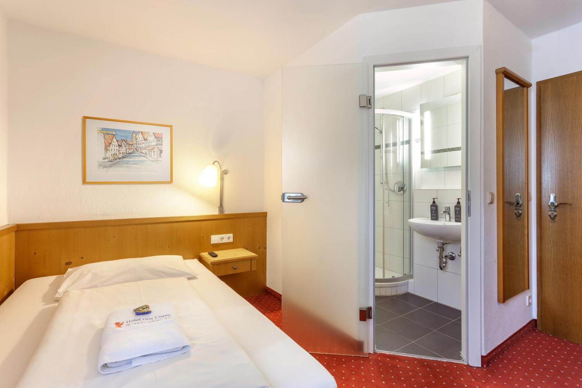 Hotel Zum Loewen Weissenhorn Luaran gambar