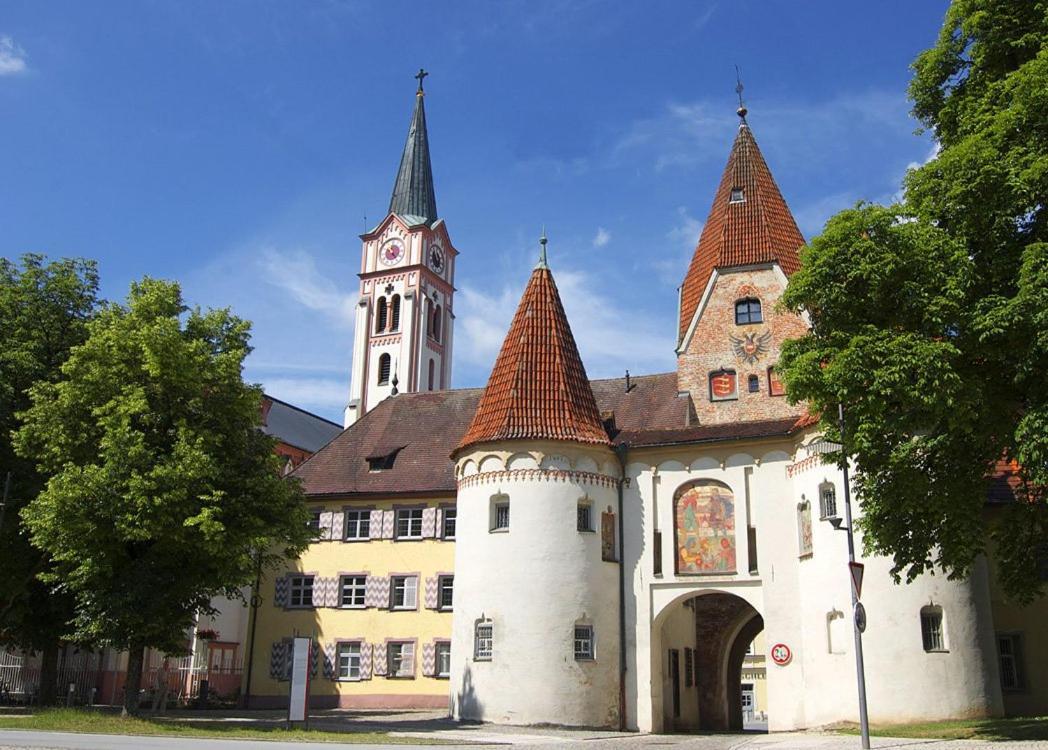 Hotel Zum Loewen Weissenhorn Luaran gambar